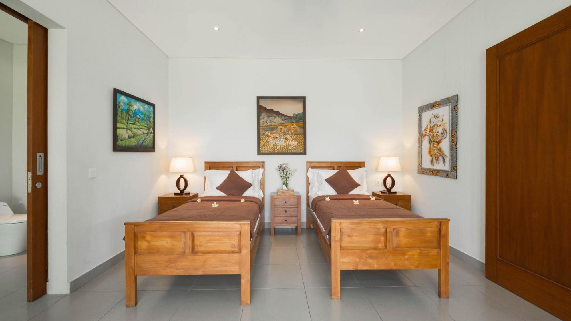 Villa Yenian By Villa Finder Canggu  Exterior photo